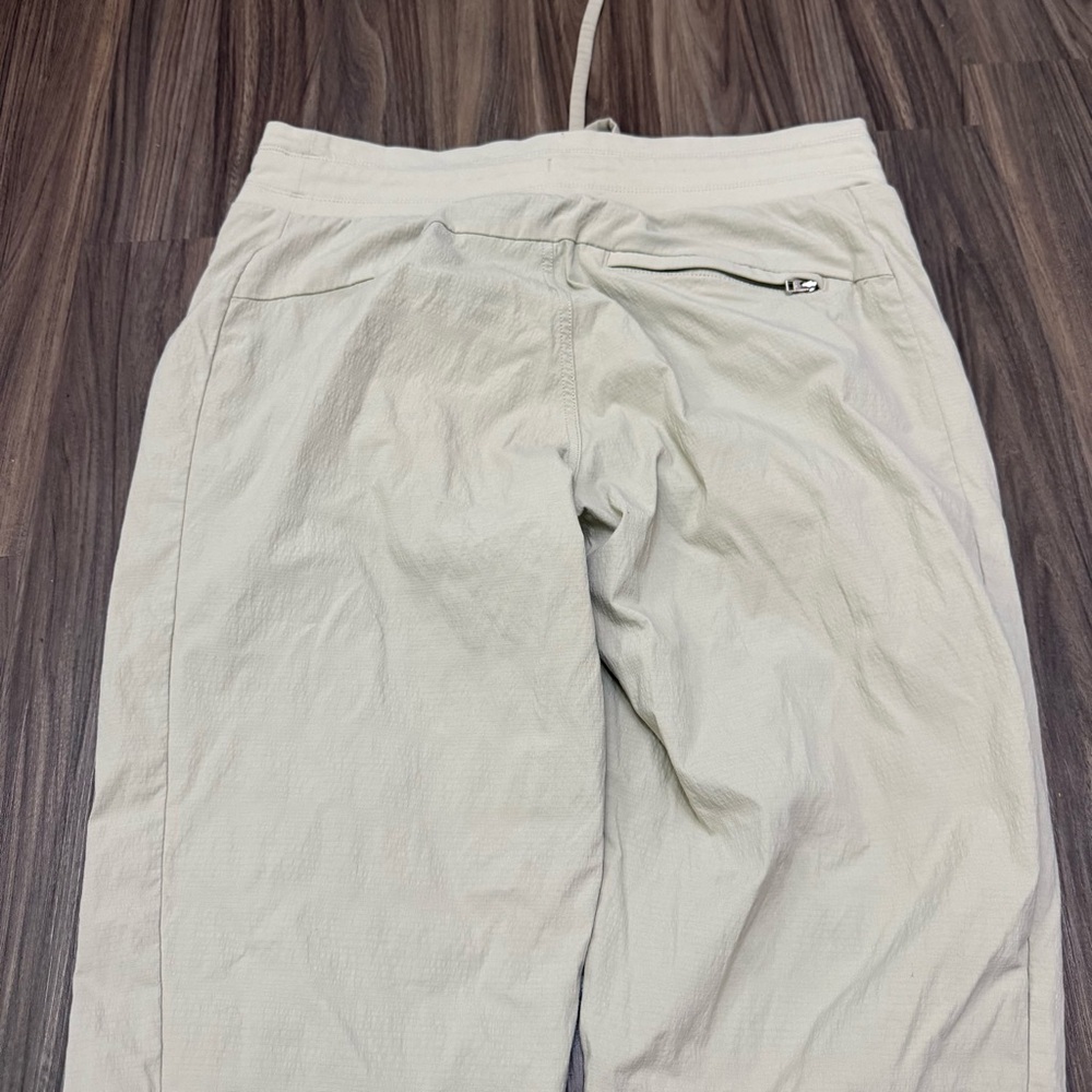 Athleta women sz 10 Trekkie North Jogger Pants - Picture 6 of 11